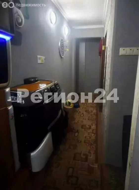 3-комнатная квартира: Зеленогорск, улица Строителей, 15 (60 м) - Фото 1