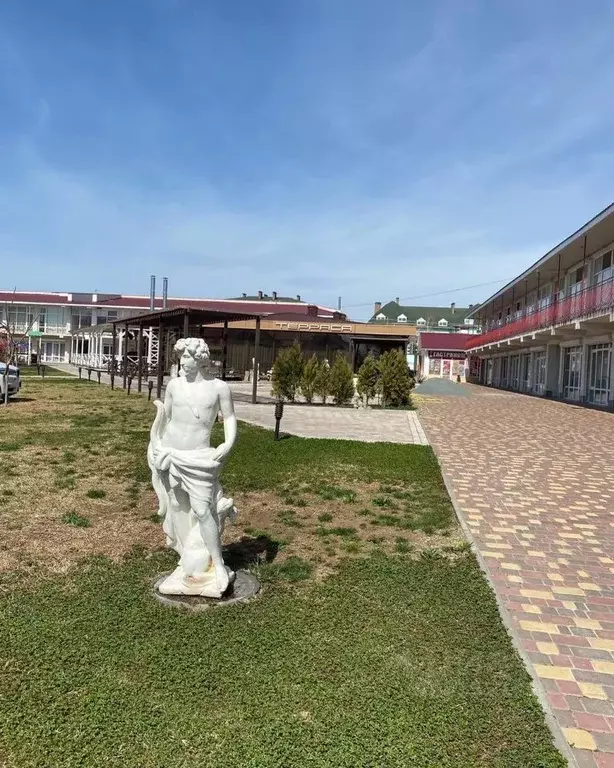 2-к кв. Крым, Евпатория городской округ, Заозерное пгт ул. Аллея ... - Фото 0