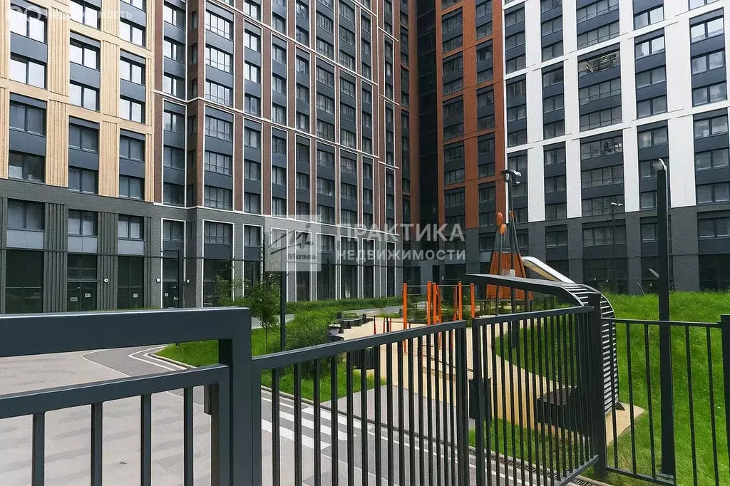 2-комнатная квартира: Москва, Клинская улица, 2А (66.5 м) - Фото 1