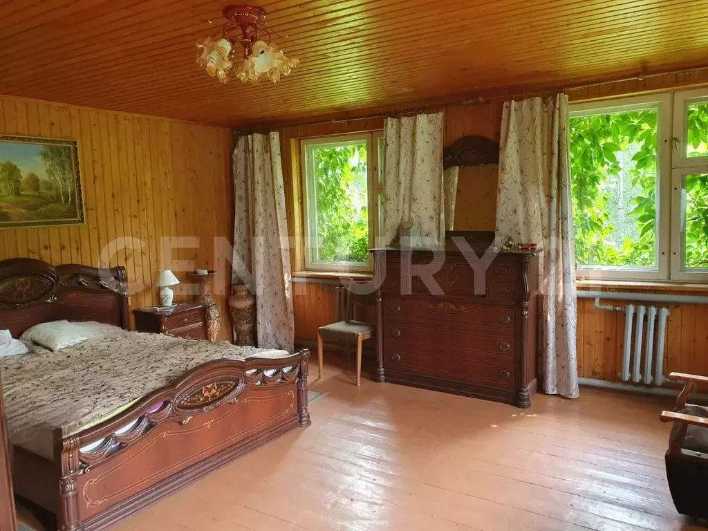 Дом в Калужская область, Жуковский район, Белоусово городское ... - Фото 0