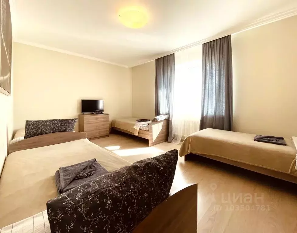 2-к кв. Калужская область, Малоярославецкий район, Маклино с/пос, с. ... - Фото 2