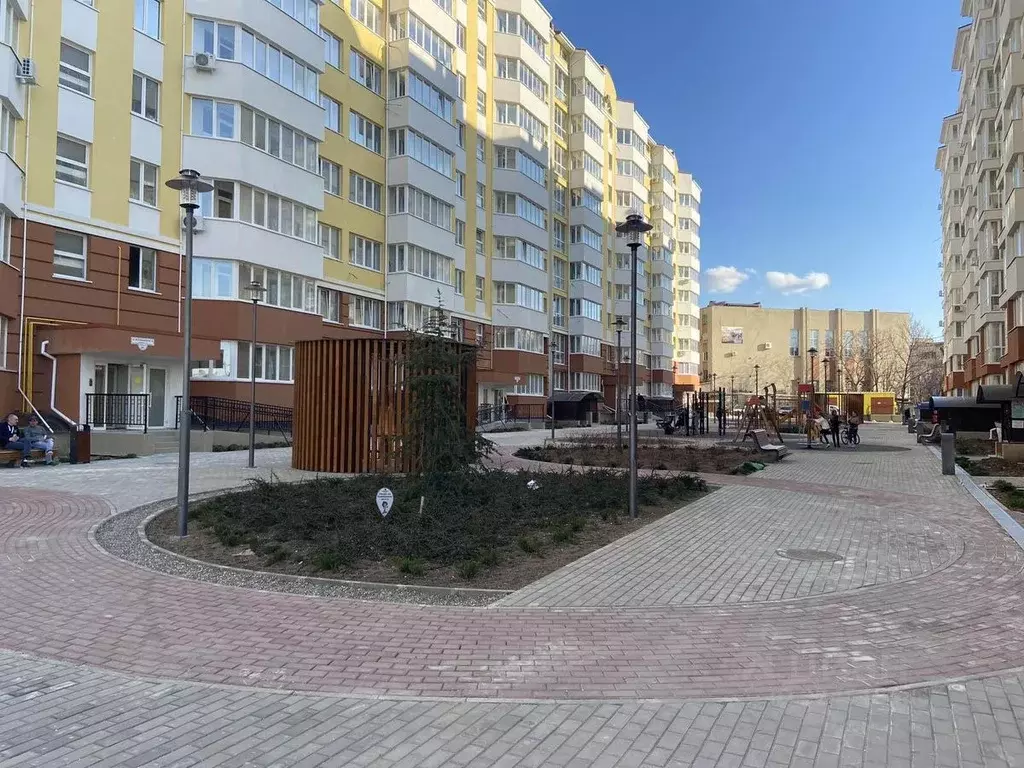 2-к кв. Крым, Симферополь ул. Железнодорожная, 1Ж (60.0 м) - Фото 1