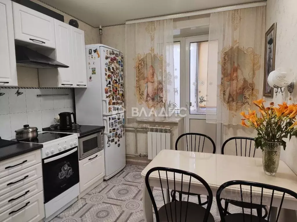 3-к кв. Белгородская область, Белгород бул. Юности, 5А (64.3 м) - Фото 1