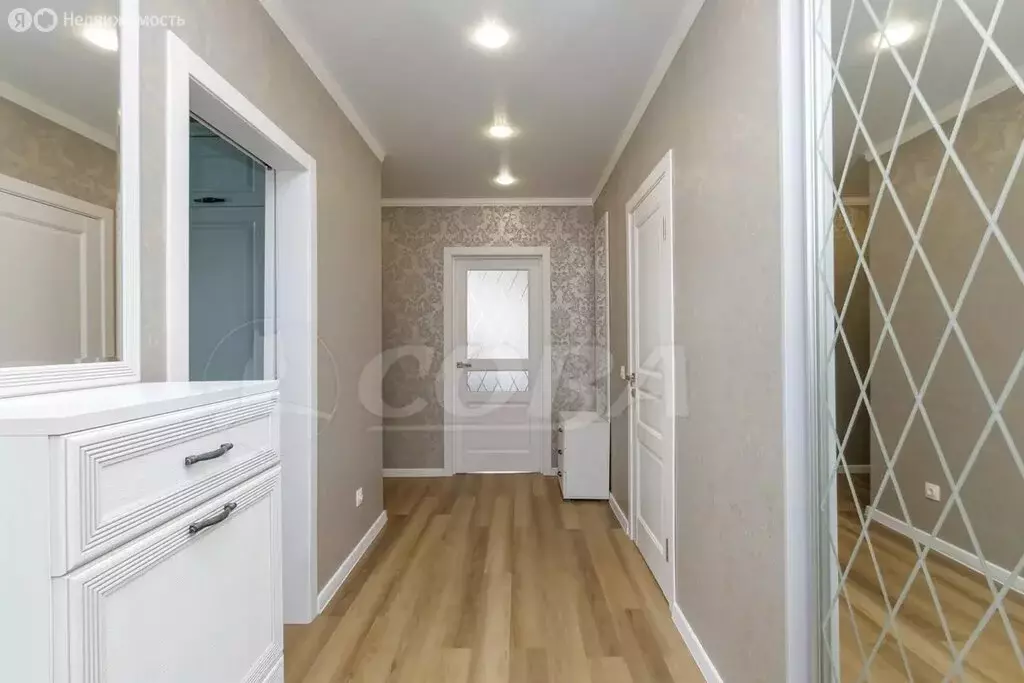 2-комнатная квартира: Тюмень, улица Николая Ростовцева, 24к1 (57.5 м) - Фото 1