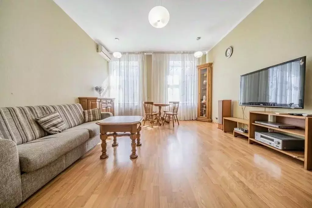 1-к кв. Санкт-Петербург пер. Апраксин, 20 (108.0 м) - Фото 1