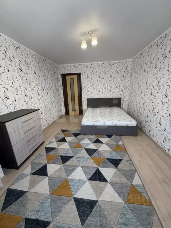 3-к кв. Брянская область, Брянск Бежицкая ул., 1к3 (78.7 м) - Фото 2