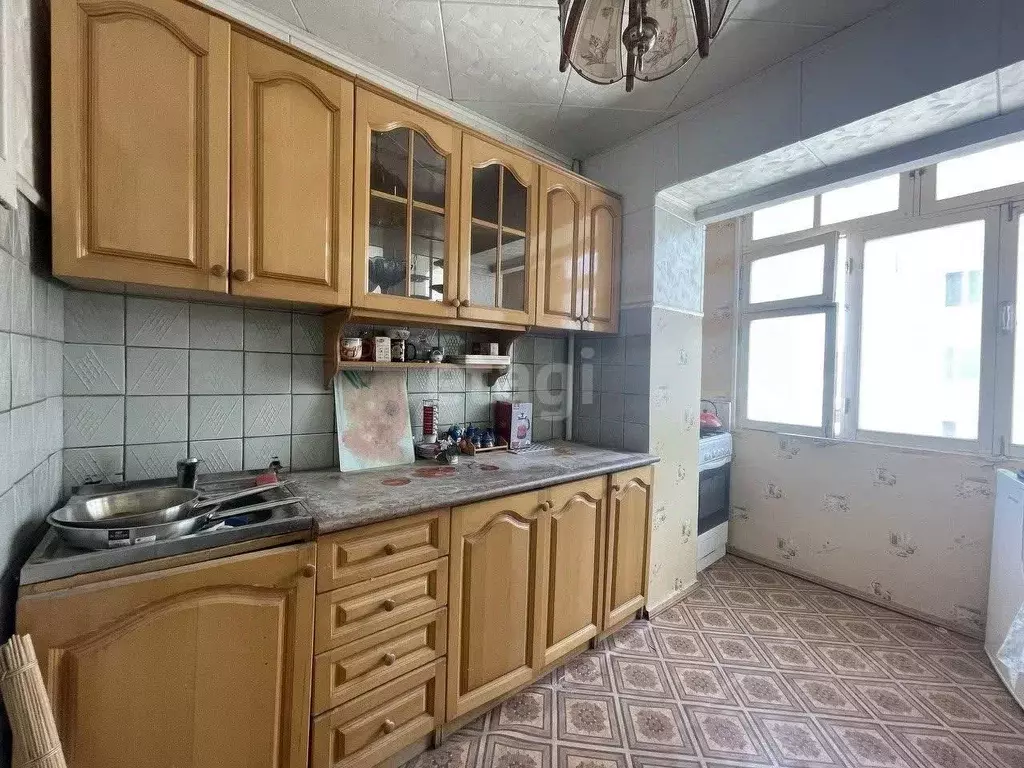 3-к кв. Карачаево-Черкесия, Черкесск Ставропольская ул., 117В (64.0 м) - Фото 0