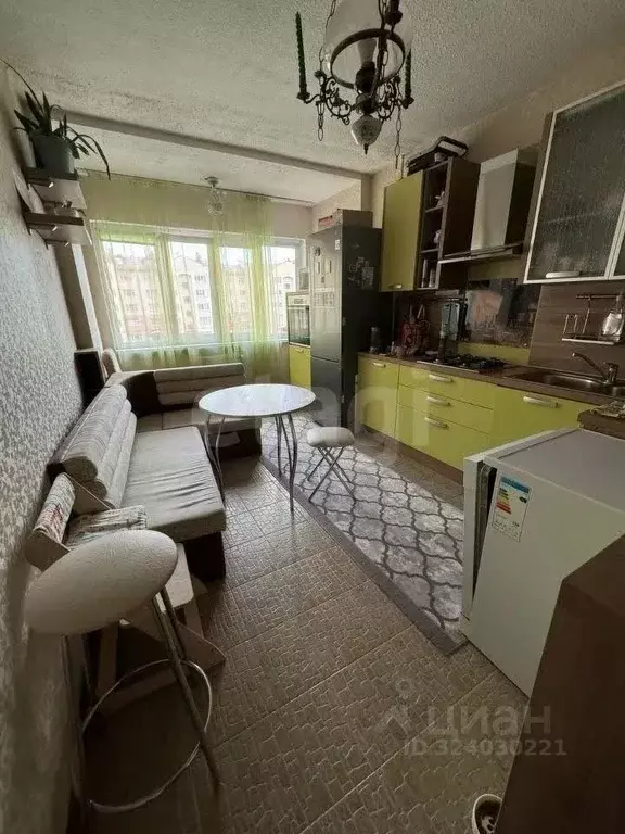 2-к кв. Ямало-Ненецкий АО, Новый Уренгой Оптимистов мкр, 4/2 (68.5 м) - Фото 2