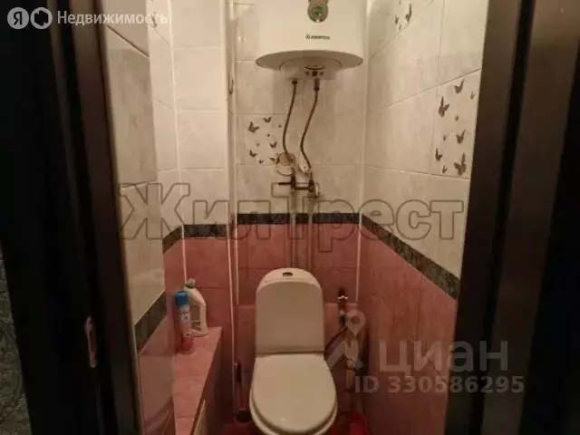 3-комнатная квартира: Строитель, Октябрьская улица, 25 (72 м) - Фото 2