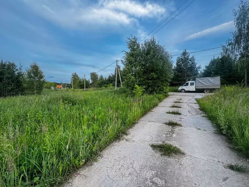 Участок в Московская область, Серпухов городской округ, д. Подмоклово ... - Фото 1