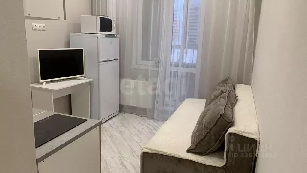 Студия Тюменская область, Тюмень ул. Новоселов, 107к1 (17.0 м) - Фото 1