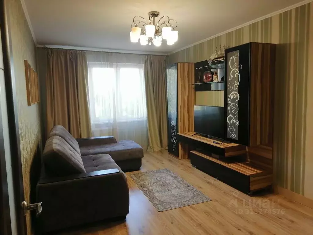 2-к кв. Санкт-Петербург ул. Оптиков, 47к3 (61.0 м) - Фото 0