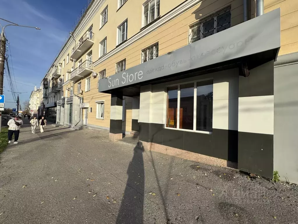 Помещение свободного назначения в Чувашия, Чебоксары просп. Ленина, 1 ... - Фото 2