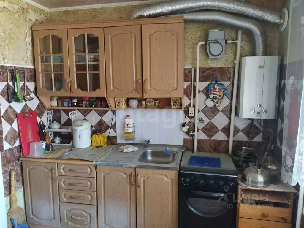 3-к кв. Астраханская область, Икрянинский район, с. Оранжереи ул. ... - Фото 2