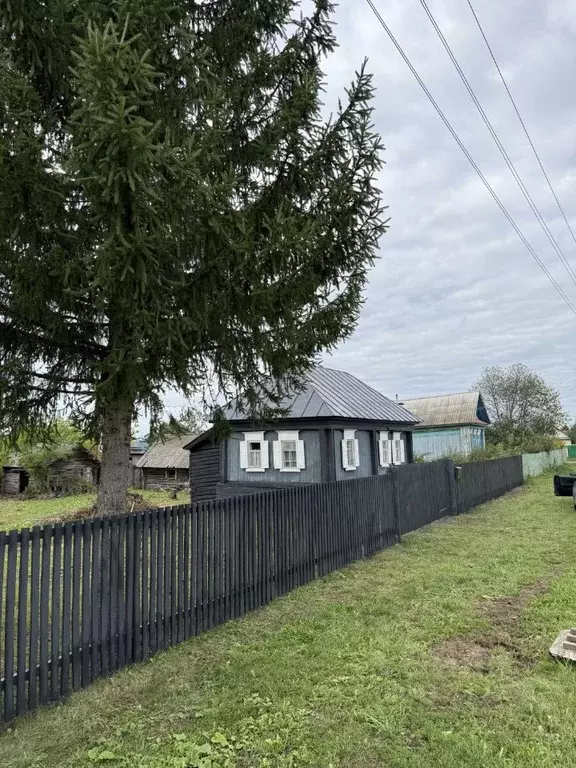 Дом в Башкортостан, Архангельский район, Липовский сельсовет, с. ... - Фото 1