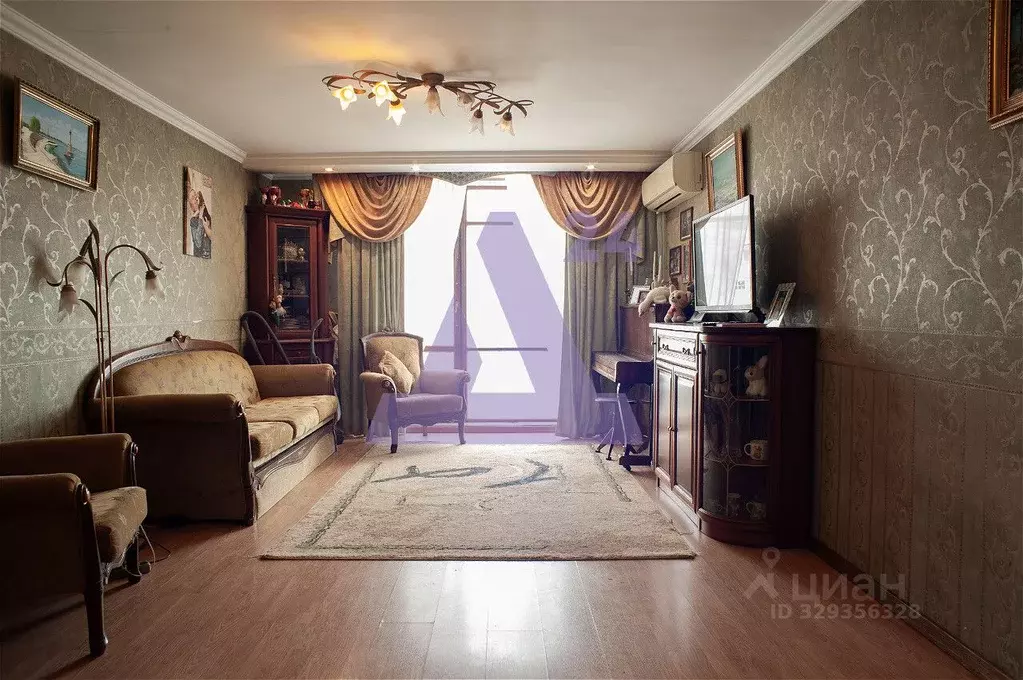 4-к кв. Севастополь ул. Тульская, 3 (109.2 м) - Фото 0