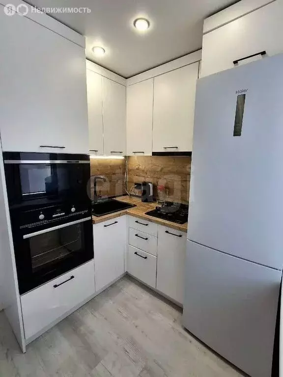 3-комнатная квартира: Миасс, улица 8 Марта, 106 (57.5 м) - Фото 1