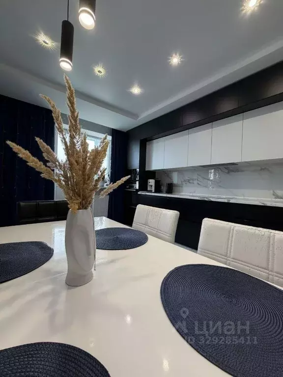 3-к кв. Самарская область, Самара ул. Петра Алабина, 6 (101.7 м) - Фото 2