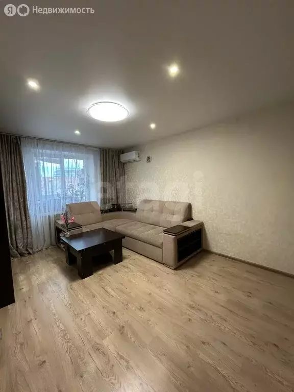 1-комнатная квартира: Нижний Новгород, улица Максима Горького, 154 ... - Фото 2