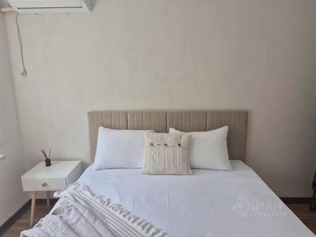 2-к кв. Кабардино-Балкария, Нальчик ул. Карашаева, 5 (50.0 м) - Фото 1