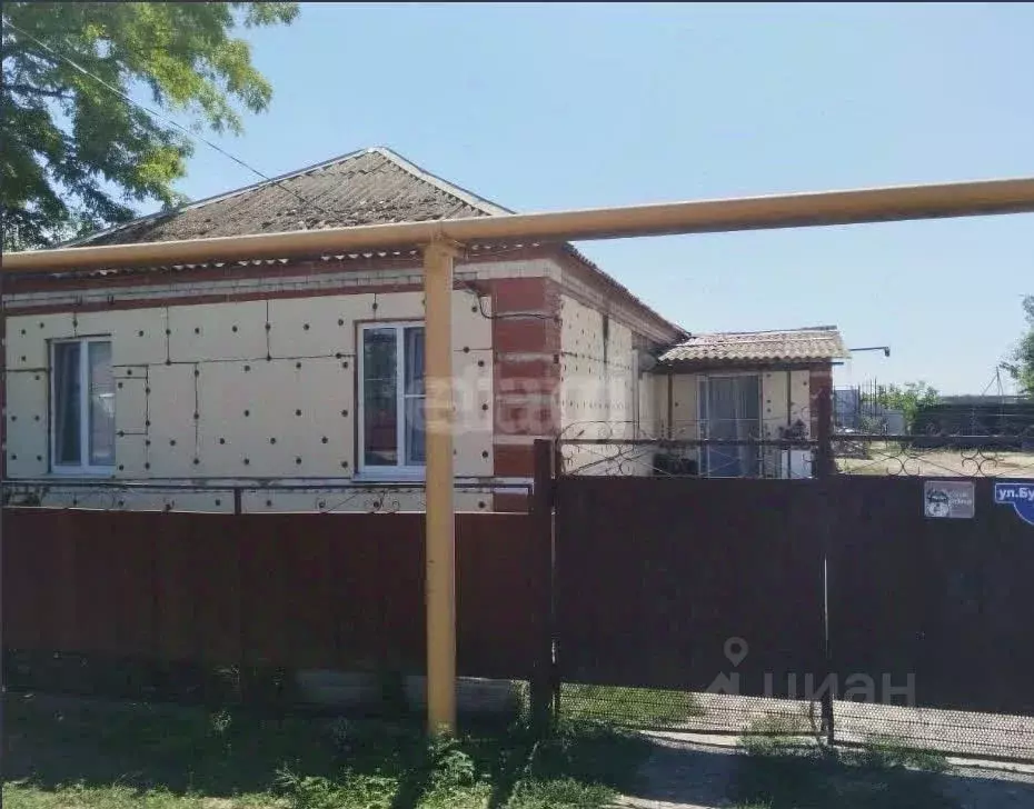 Дом в Ростовская область, Азовский район, Пешковское с/пос, с. ... - Фото 1