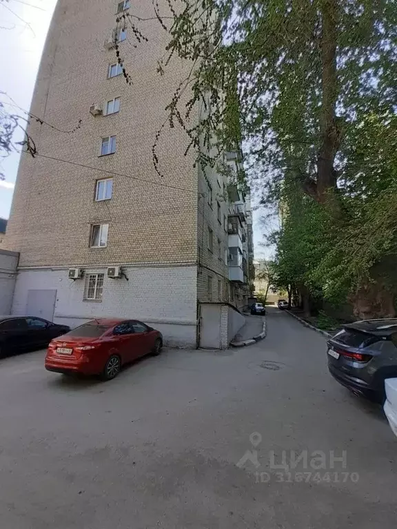 1-к кв. Саратовская область, Саратов ул. Имени Н.Г. Чернышевского, 105 ... - Фото 0