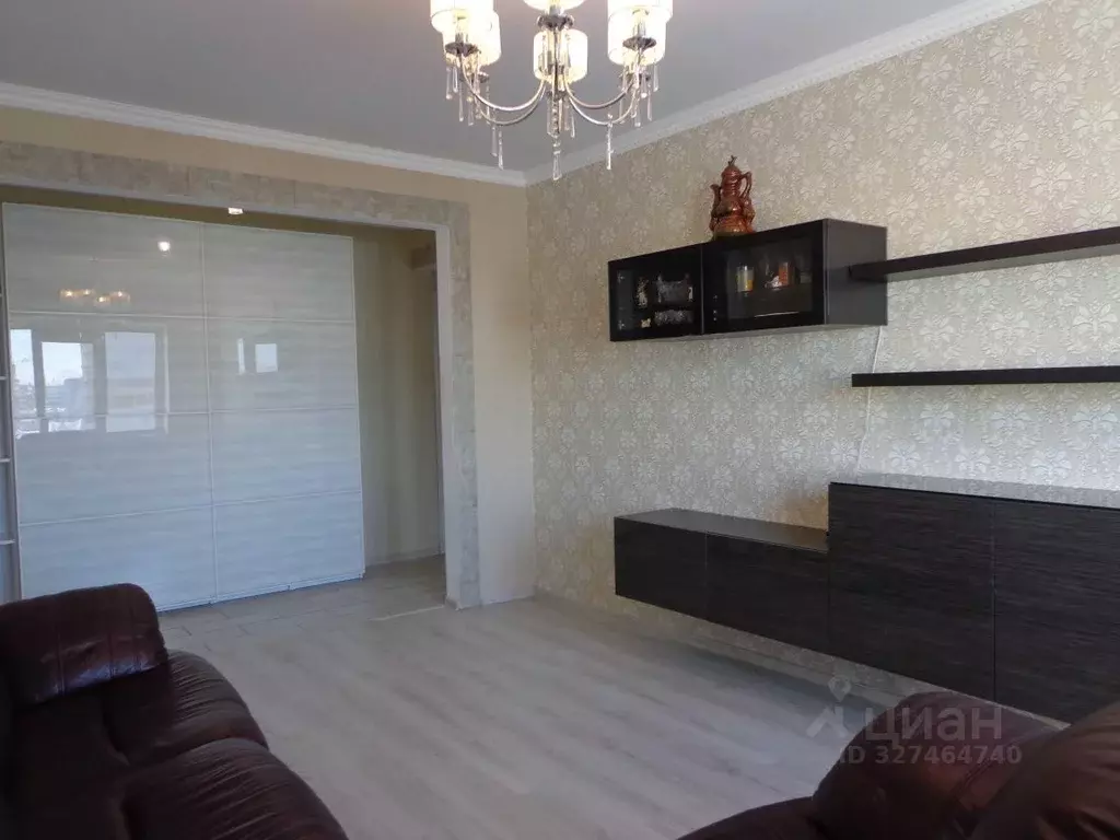 3-к кв. Омская область, Омск просп. Комарова, 29 (62.5 м) - Фото 2