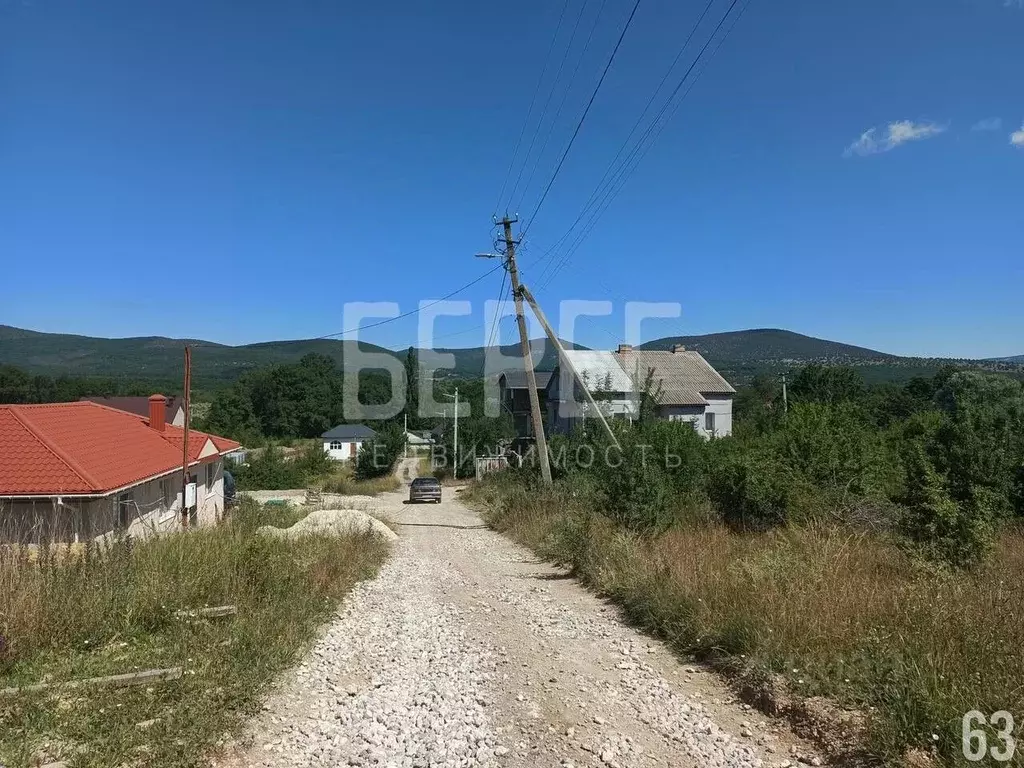 Участок в Севастополь с. Орлиное, пер. Западный, 6 (14.0 сот.) - Фото 0