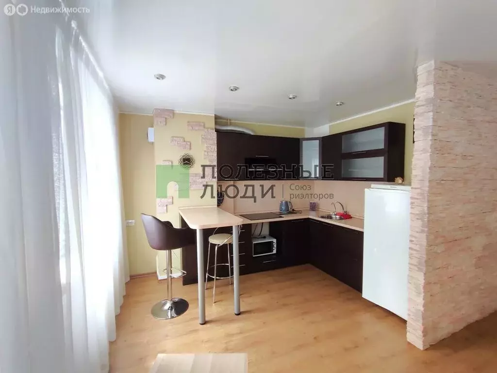 2-комнатная квартира: Ижевск, улица Ленина, 114 (50.4 м) - Фото 1
