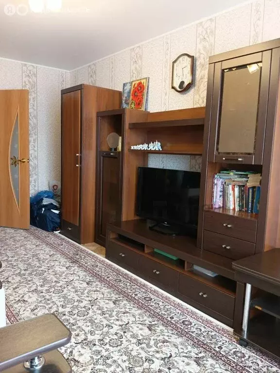 3-комнатная квартира: Челябинск, улица Комарова, 125 (65 м) - Фото 2