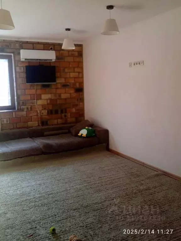 Дом в Крым, Симферополь ул. Беспалова, 4 (300 м) - Фото 1