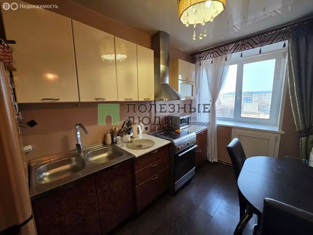 2-комнатная квартира: Ижевск, улица Коммунаров, 361 (47.2 м) - Фото 1