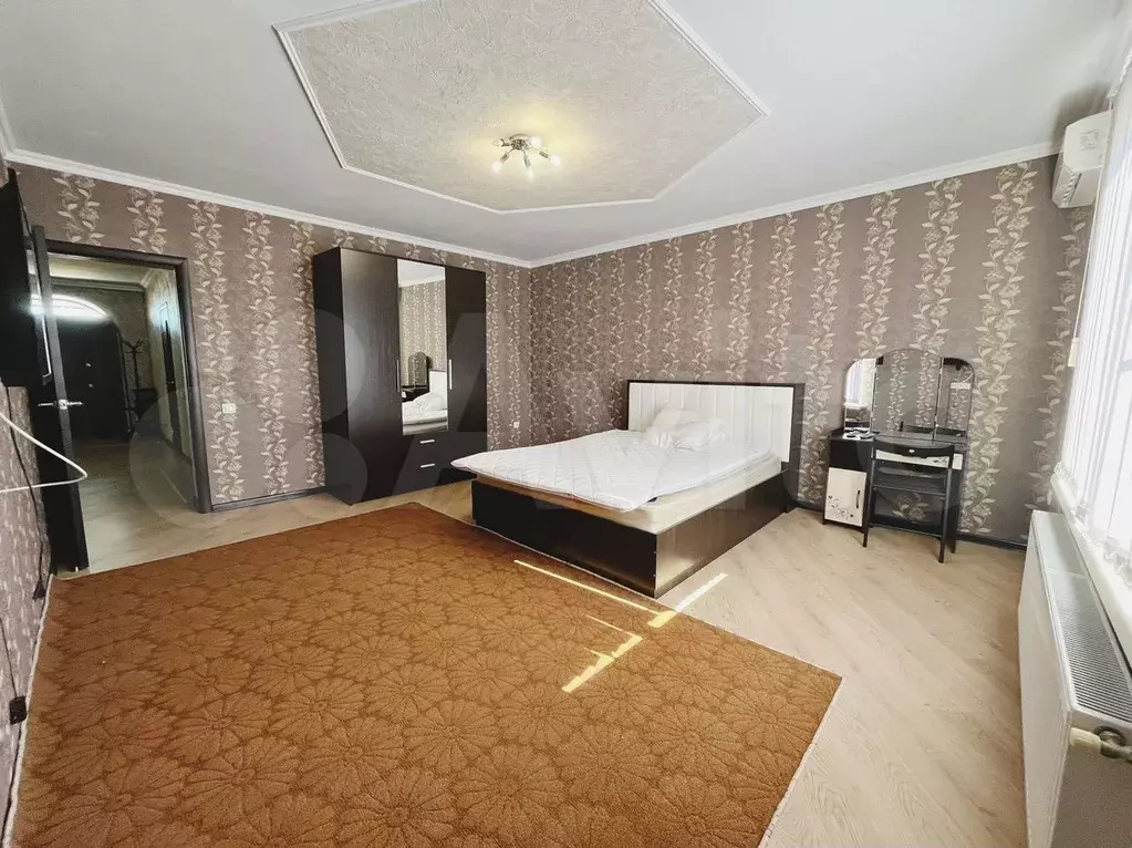 3-к. квартира, 70 м, 2/2 эт. - Фото 1