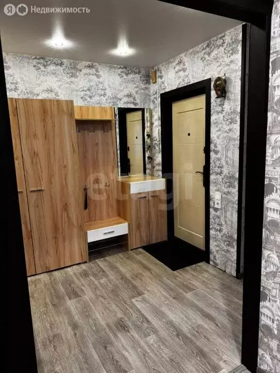 3-комнатная квартира: Томск, улица Фёдора Лыткина, 22 (40.4 м) - Фото 1