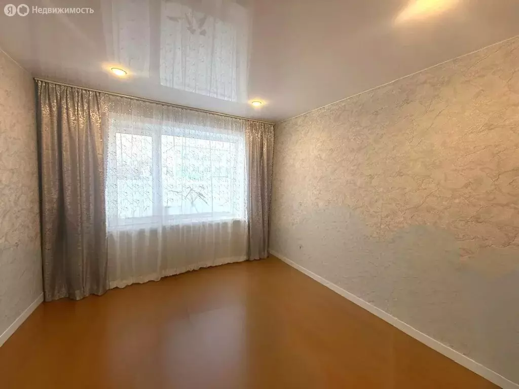 2-комнатная квартира: село Возжаевка, улица Гагарина, 17 (49.9 м) - Фото 1