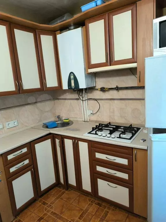 2-к. квартира, 45 м, 2/5 эт. - Фото 0