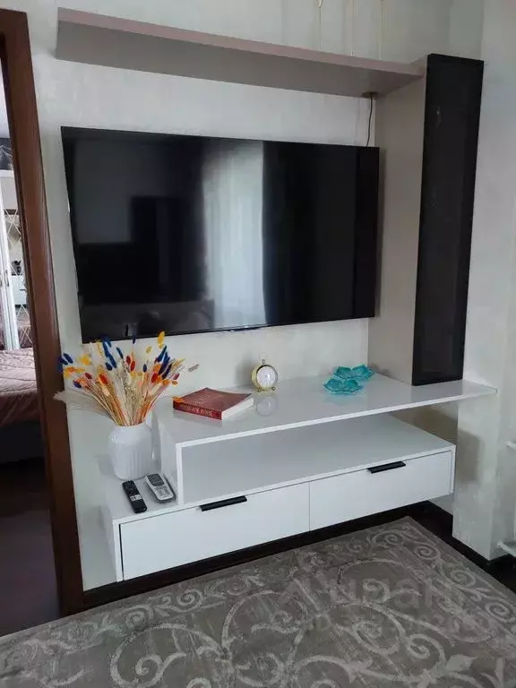 2-к кв. Новгородская область, Великий Новгород наб. Колмовская, 71Б ... - Фото 2