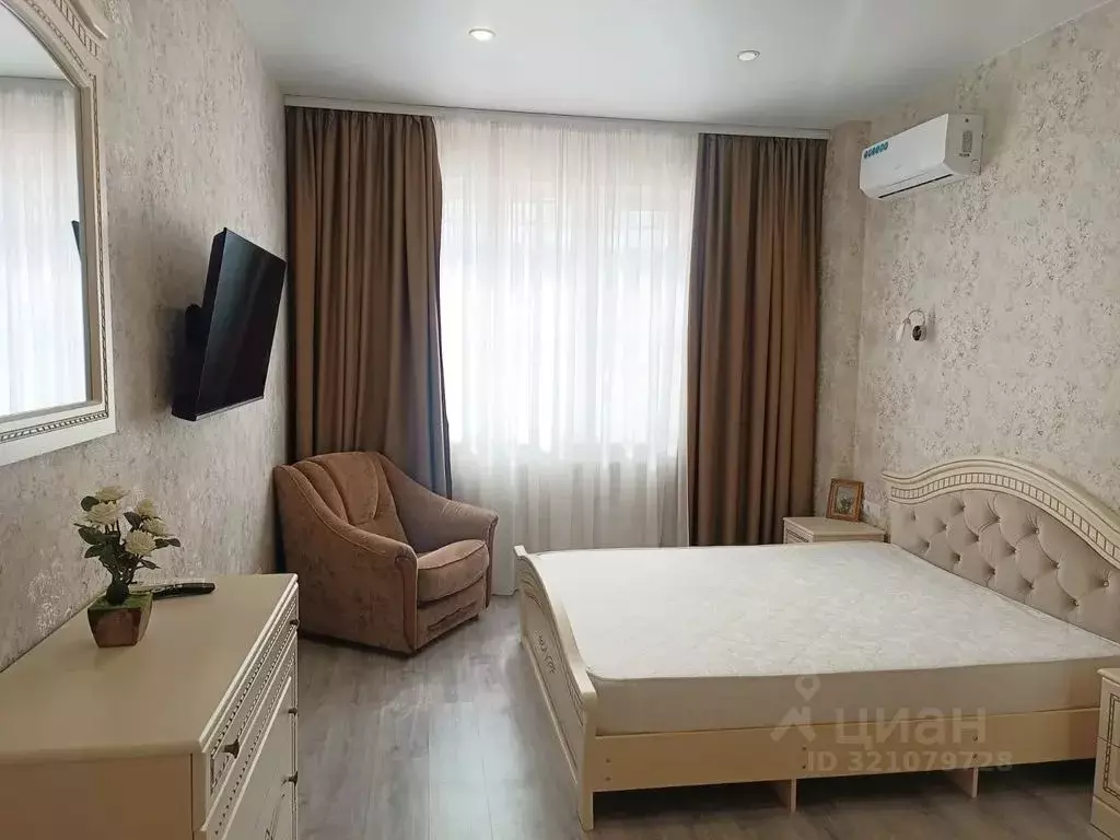 1-к кв. Краснодарский край, Геленджик ул. Мира, 44лит4 (52.0 м) - Фото 0