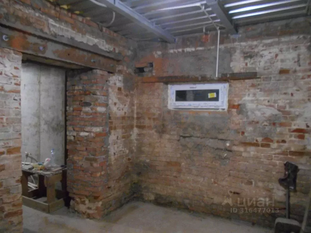 Помещение свободного назначения в Саратовская область, Саратов ул. ... - Фото 2