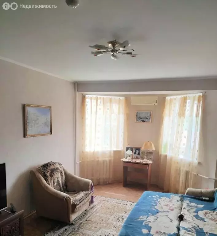 2-комнатная квартира: Волгодонск, улица Ленина, 111 (63.3 м) - Фото 0