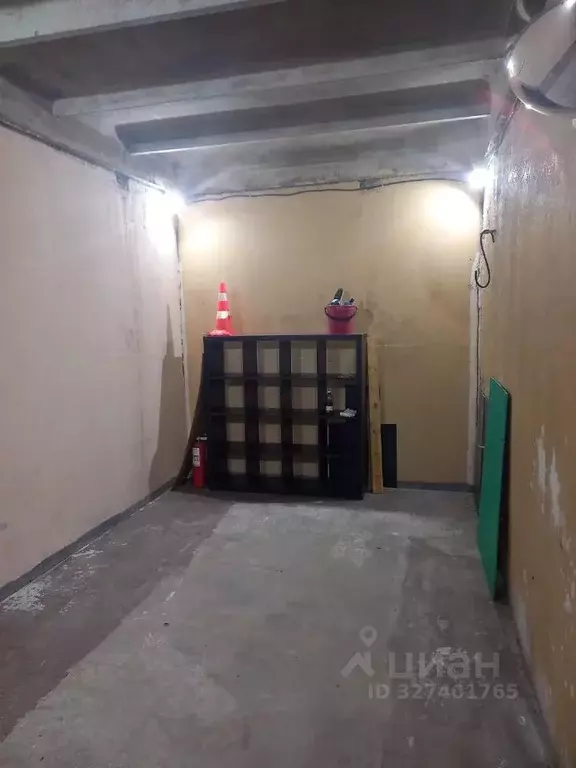 Гараж в Санкт-Петербург ул. Передовиков, 8А (18 м) - Фото 1