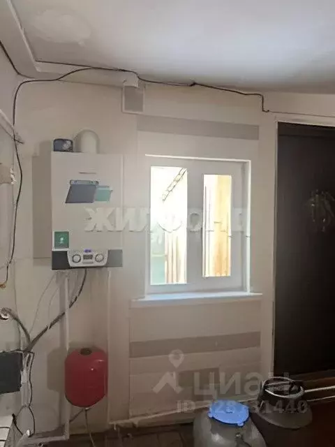 Дом в Новосибирская область, Колывань рп ул. Карла Маркса (100 м) - Фото 1