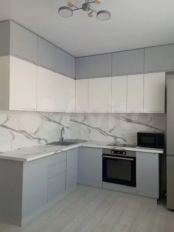 1-к. квартира, 38 м, 4/27 эт. - Фото 0
