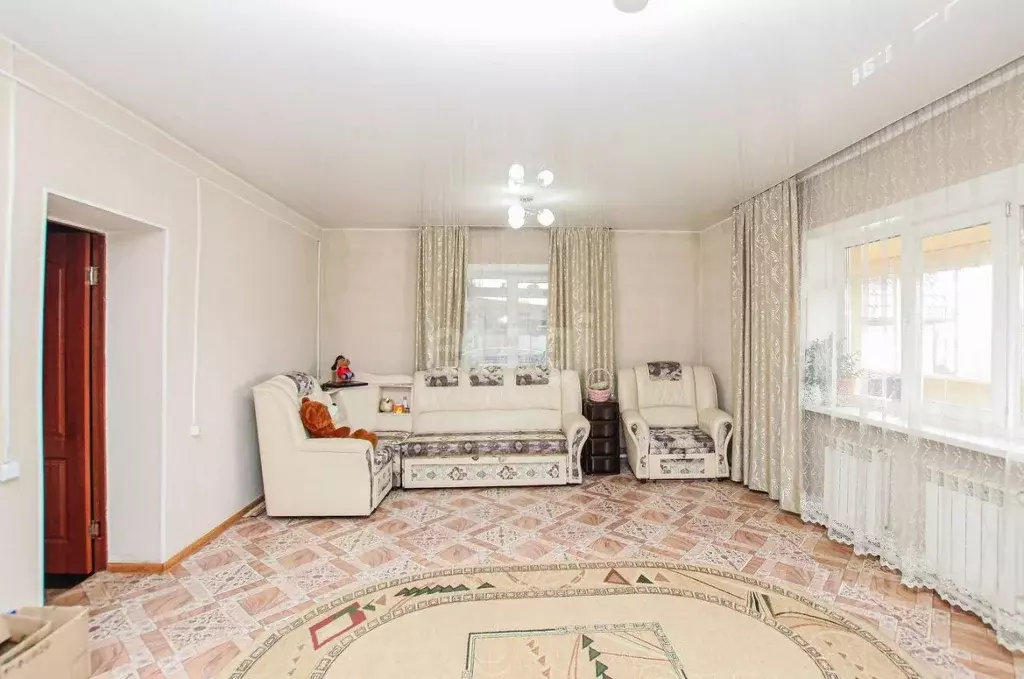 Дом в Бурятия, Улан-Удэ ул. Амагаева, 95 (162 м) - Фото 1
