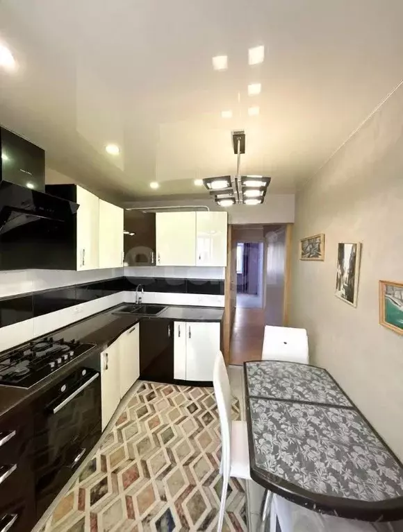 3-к кв. Ярославская область, Ярославль Клубная ул., 66 (62.2 м) - Фото 0