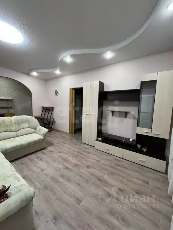 3-к кв. Коми, Усинск Парковая ул., 4 (70.8 м) - Фото 1