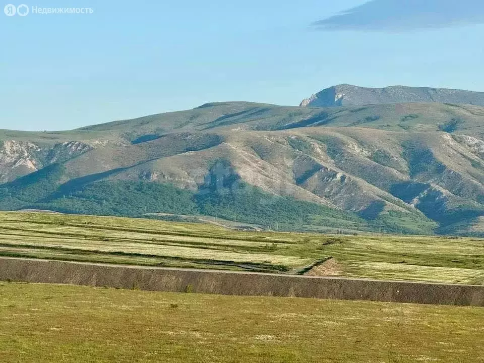 Участок в Трудовское сельское поселение, село Дружное (467.21 м) - Фото 0