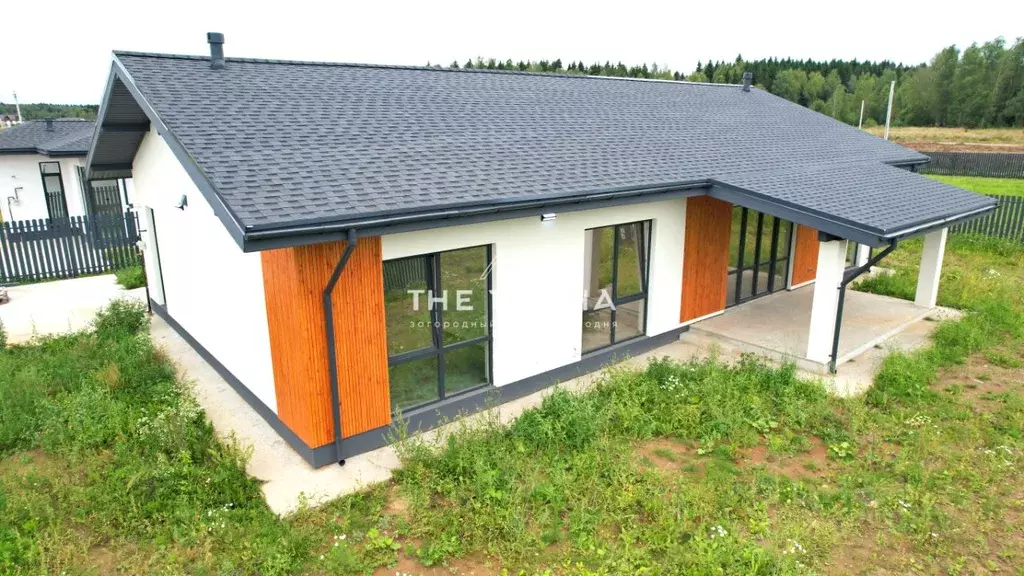 Дом в Калужская область, Жуковский муниципальный округ, с. Совхоз ... - Фото 1