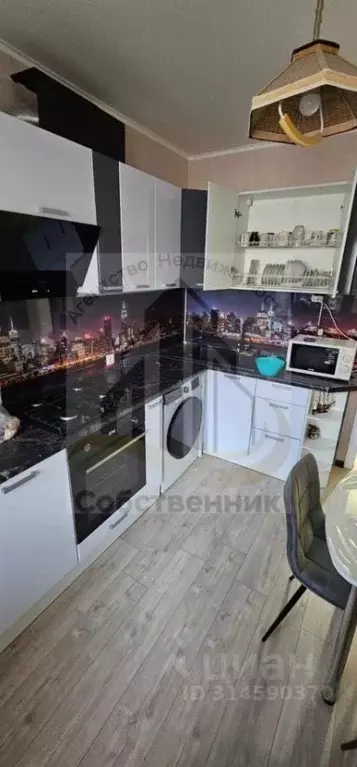 1-к кв. Белгородская область, Губкин ул. Петра Великого, 22А (39.0 м) - Фото 1