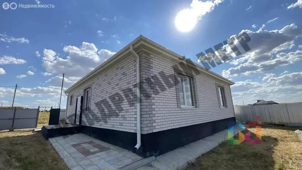 4-комнатная квартира: Элиста, Загородная улица, 20 (117.4 м) - Фото 1